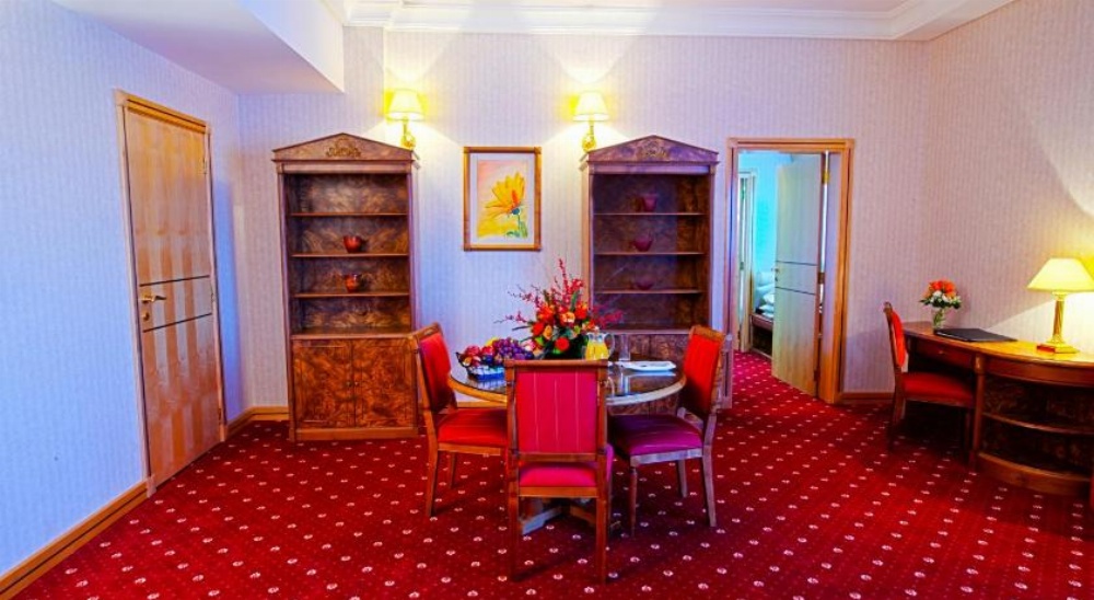Capitol Hotel Image 29